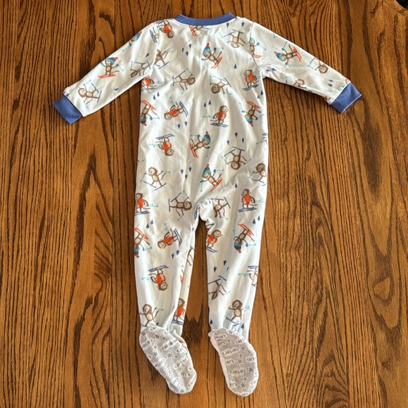 Carters 2T skiing monkeys one piece Pajamas - Picture 3 of 3